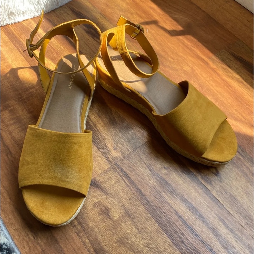 Lane Bryant platform sandals NWT!